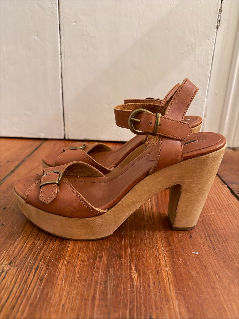 Madewell Brown Leather Platform Sandal with Ankle Strap - Picture 3 of 6